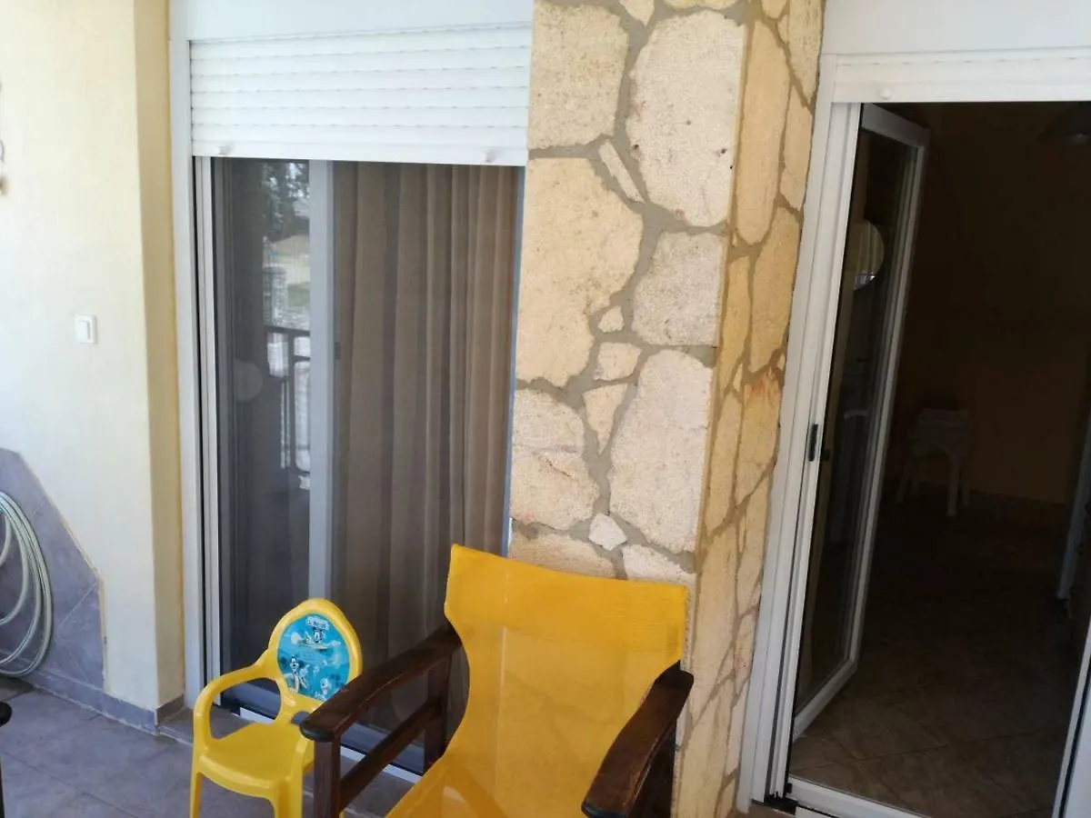 Litsa 1 Apartment Metamorfosi  Greece